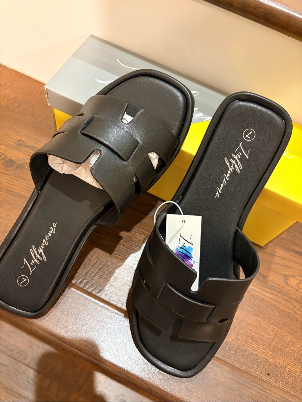 Funkymonkey Zuffymoma Black Slide  H-Strap Square Toe Sandals in size 7 NWT